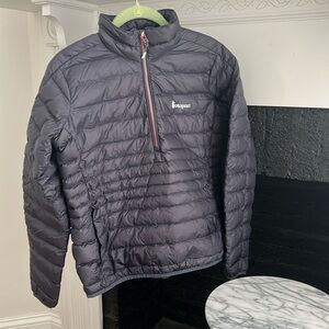 Cotopaxi Womens small S black goose down Fuego pullover